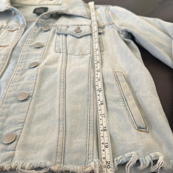 Jean Jacket - Picture 3 of 7